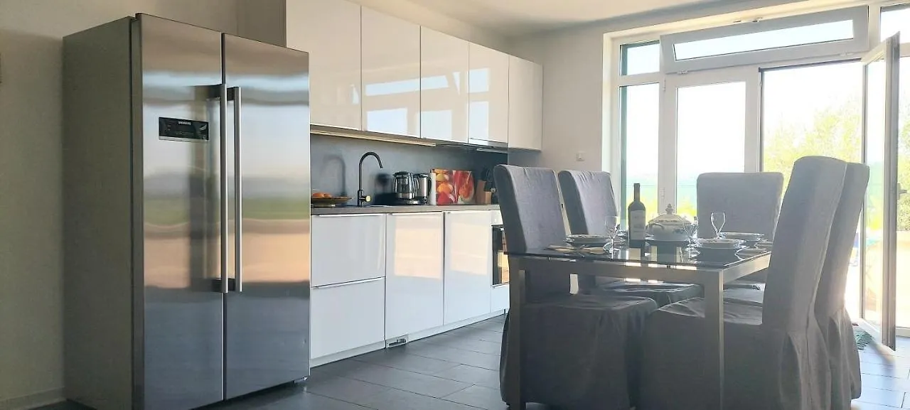 Apartment Villa Suzi, Sea View, Free Private Parking Opatija