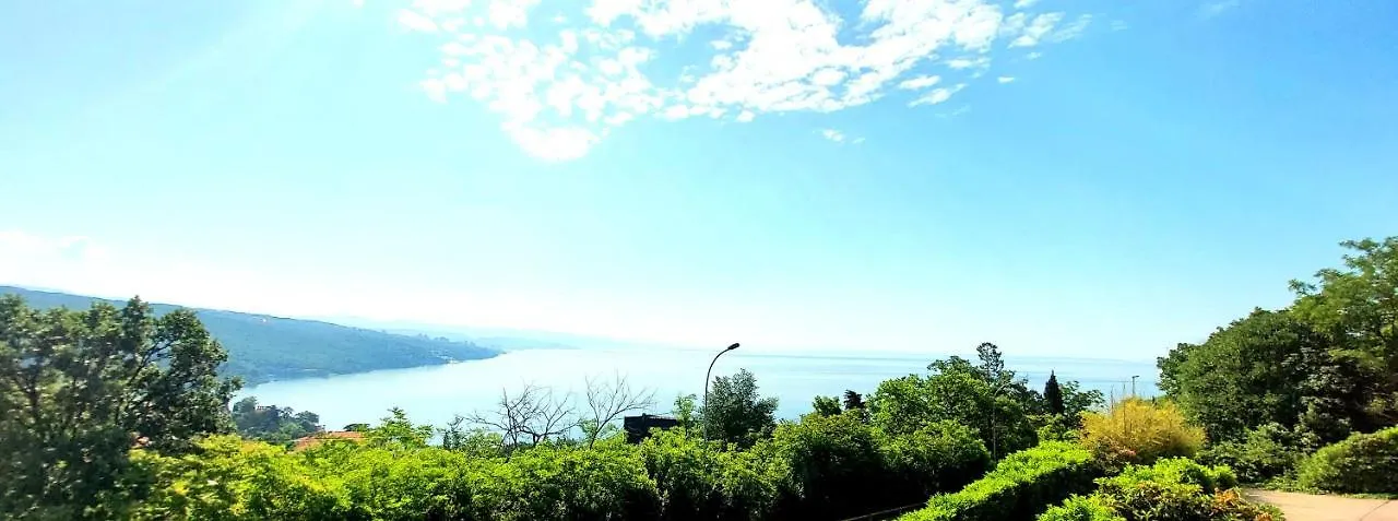 Villa Suzi, Sea View, Free Private Parking Opatija