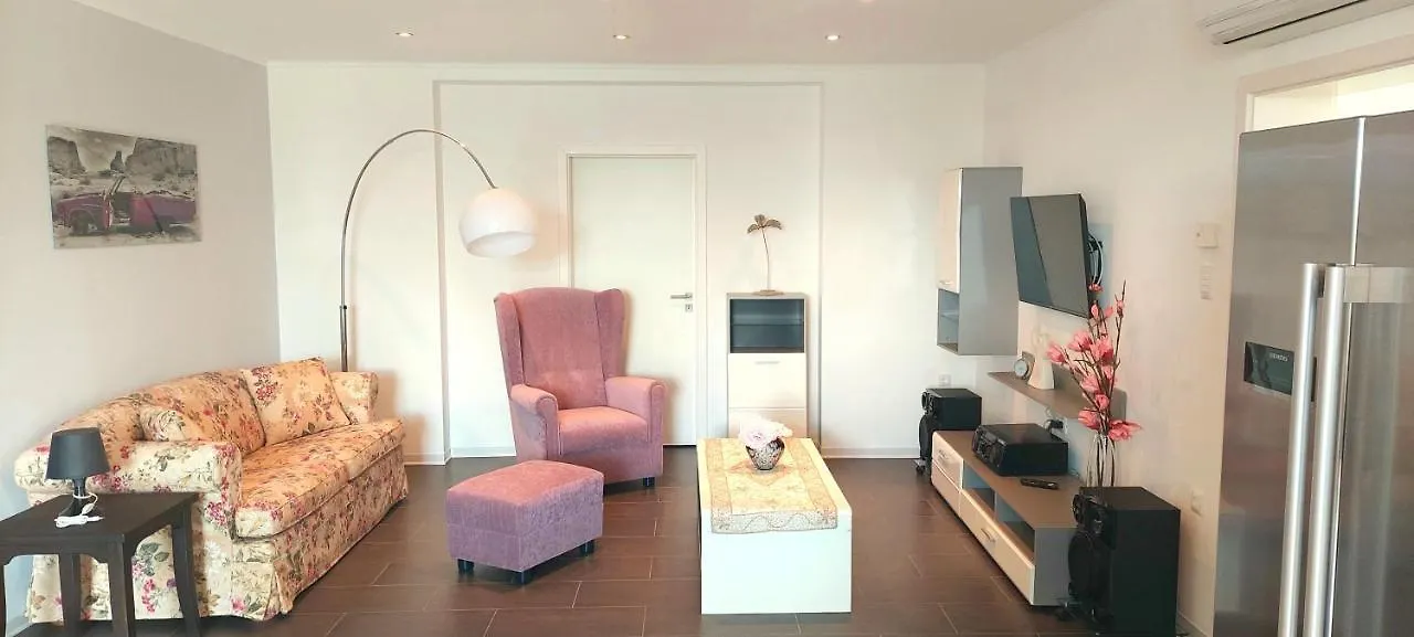 Villa Suzi, Sea View, Free Private Parking Opatija 0*,
